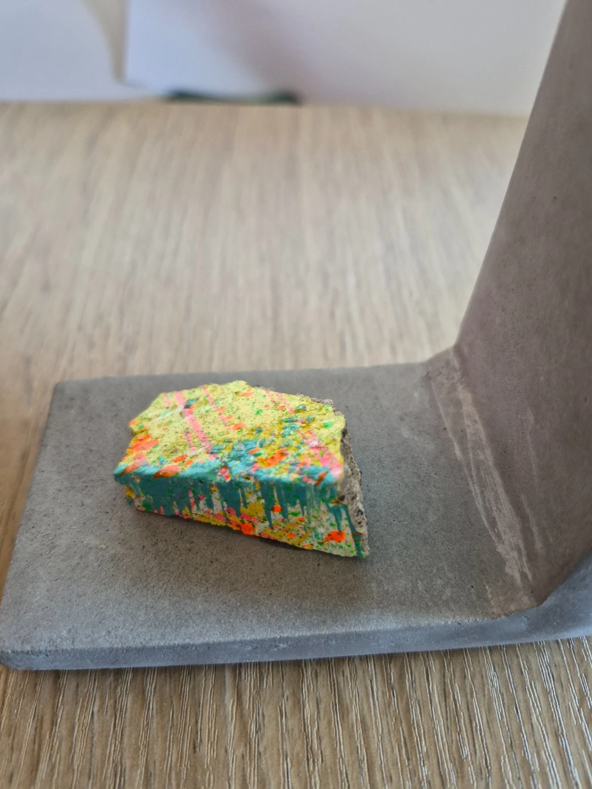 Stunning Genuine Piece of The Berlin Wall Mounted on Replica Panel of The Wall - Image 6