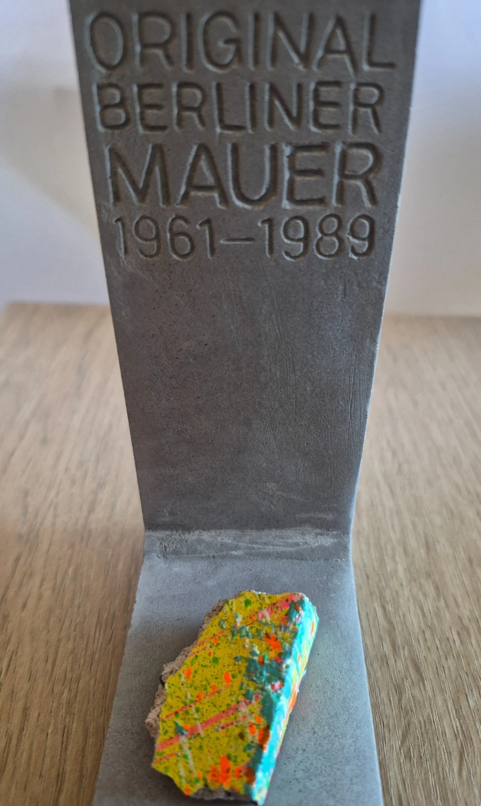 Stunning Genuine Piece of The Berlin Wall Mounted on Replica Panel of The Wall - Image 13